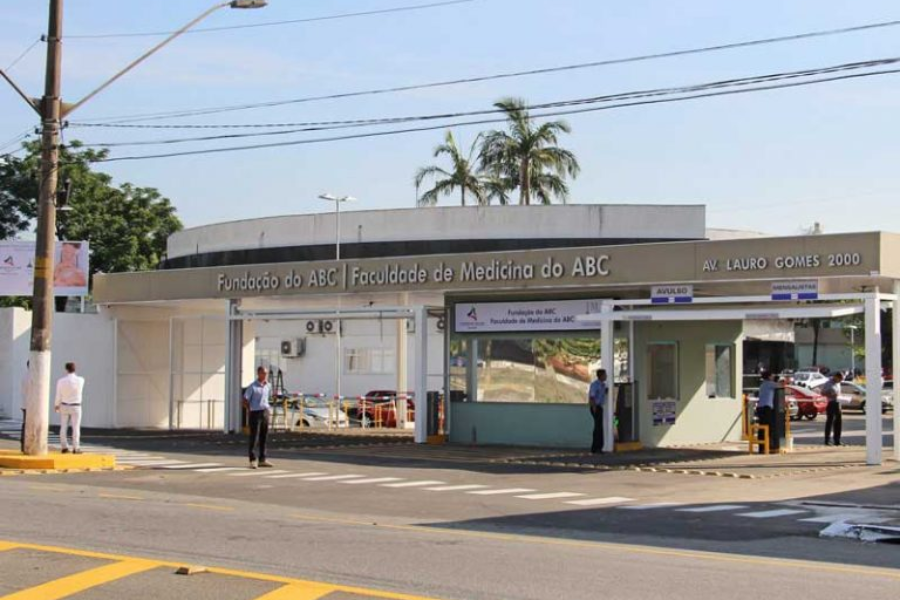 Fundação do ABC capacita equipes em suporte básico de vida