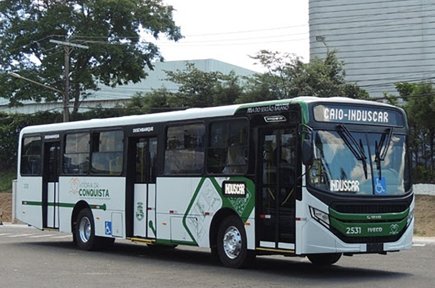 Ônibus urbano Iveco Bus 17-280 da Viação Rosa (SP)