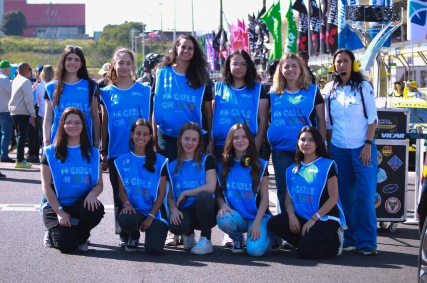 Rachel Loh e as estagiárias da CFA/FIA GOT BR na Stock Car em 2025