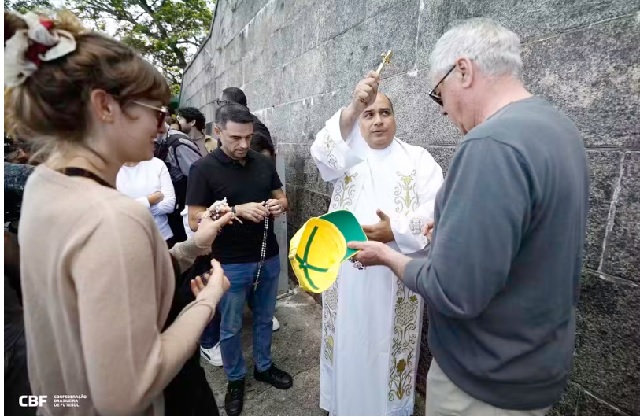 Carlo Ancelotti visita Cristo Redentor no Rio de Janeiro - Rafael Ribeiro/CBF
