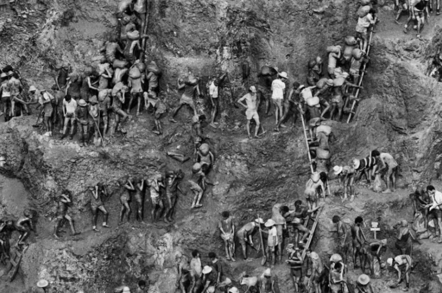 Sebastião Salgado - Serra Pelada