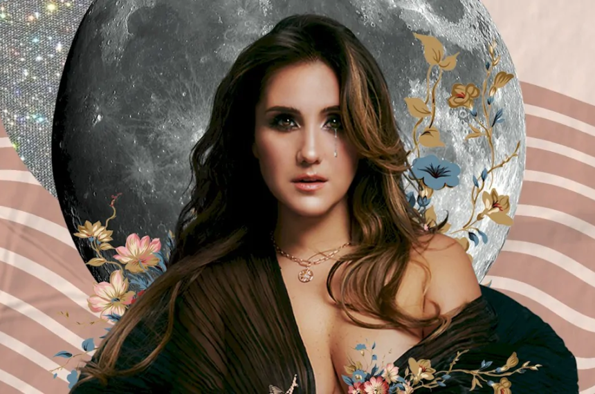 Dulce Maria comenta sobre status do documentário da turnê