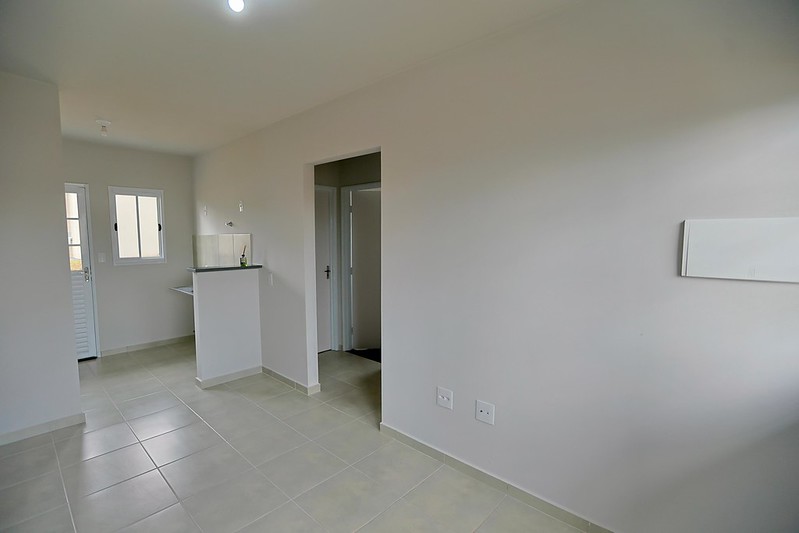 Sala + Cozinha - Marília - Unidades Habitacionais - CCI - Celio Messias / Governo do Estado de SP