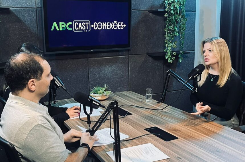 Lívia Cortinóvis -  ABC Cast Conexões - Edvaldo Barone/ABCdoABC