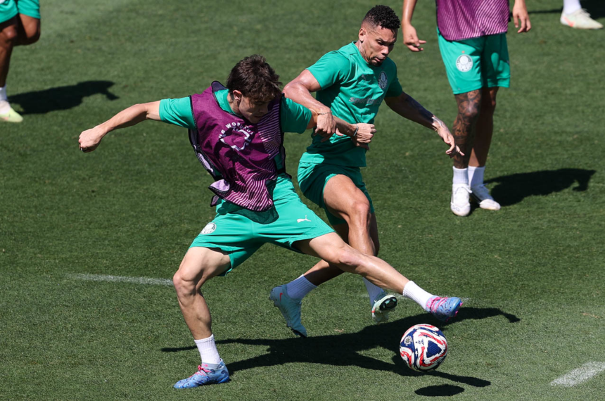 Paulinho aparece em treino do Palmeiras. l Foto: Cesar Greco/Palmeiras/by Canon