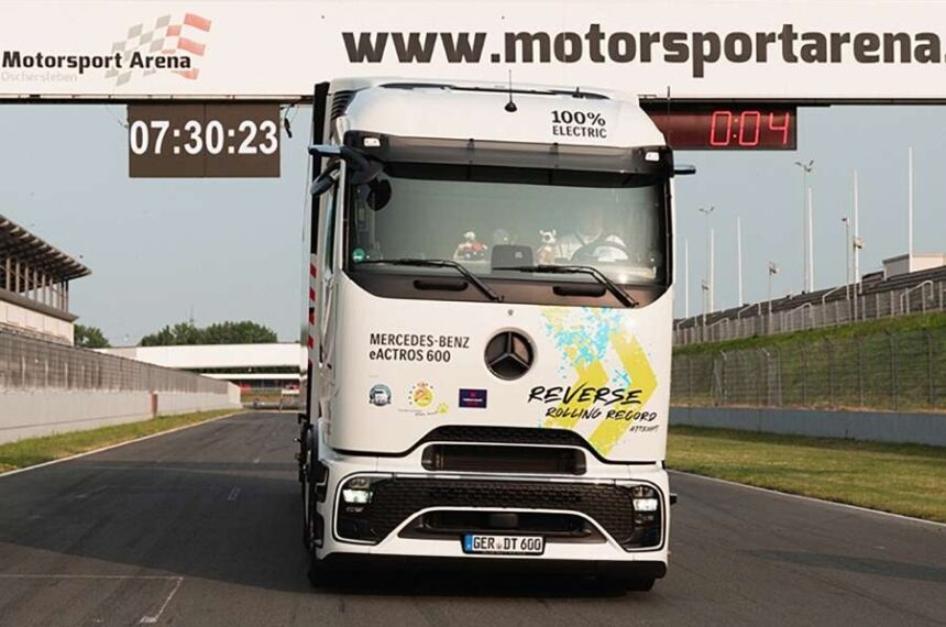 Caminhão elétrico Mercedes-Benz eActros 600