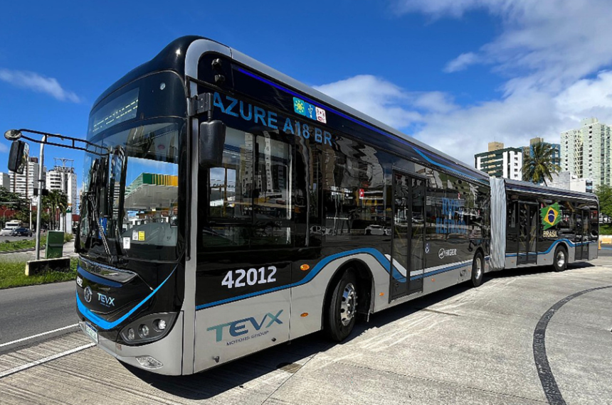 Ônibus elétrico TEVX Higer Azure A18BR em Salvador (BA)