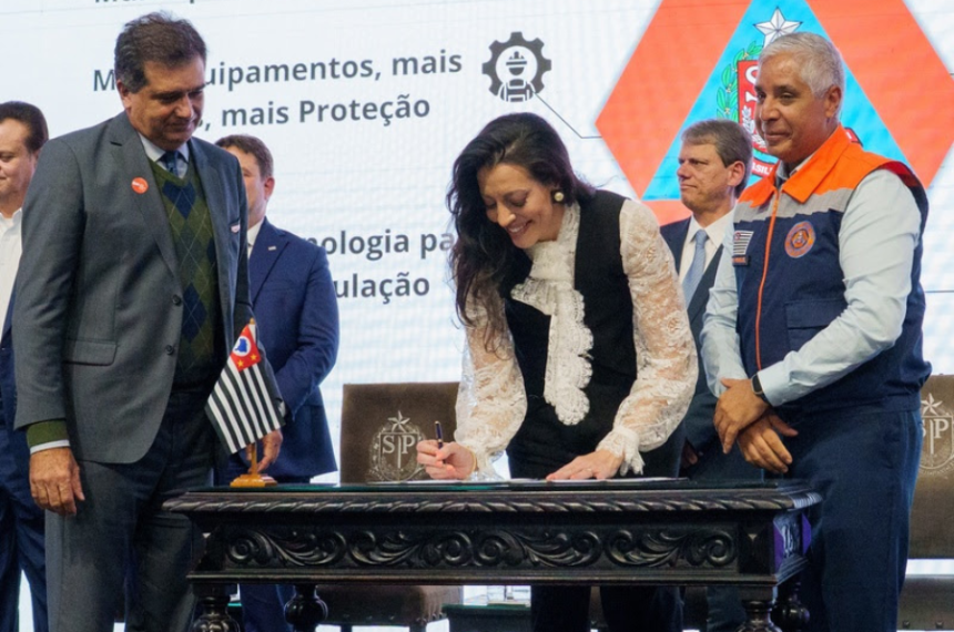 Defesa civil e firehouse