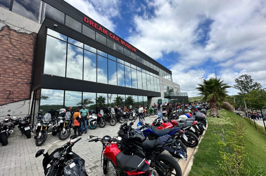 Super Carros Alphaville e Megaencontro de Motos movimentam o final de semana no Complexo Dream Car de São Roque (SP)