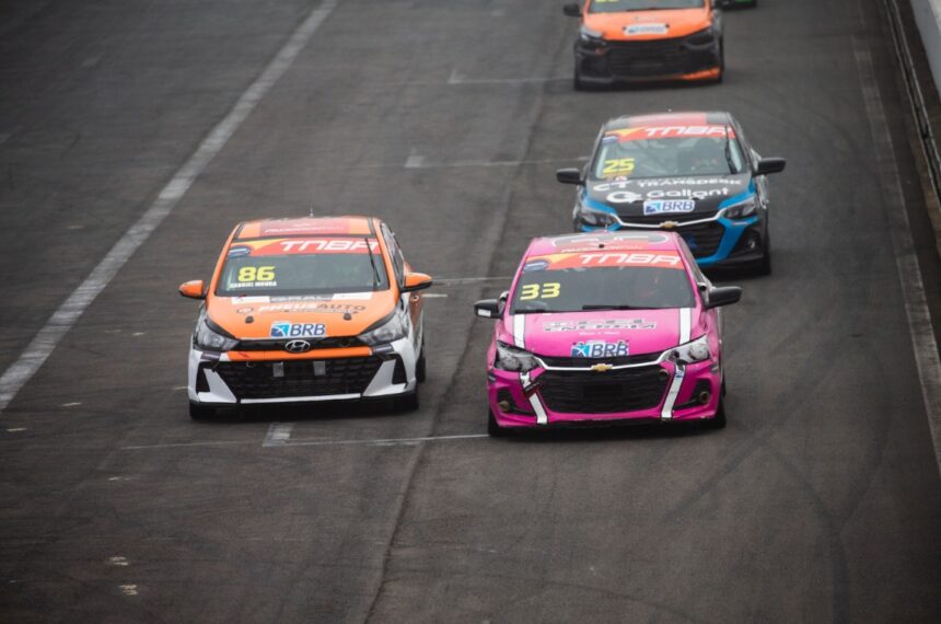 Turismo Nacional tem duelo de gerações como "pano de fundo" na temporada 2025