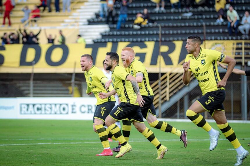 São Bernardo vence Ponte Preta pelo Campeonato Brasileiro Série C