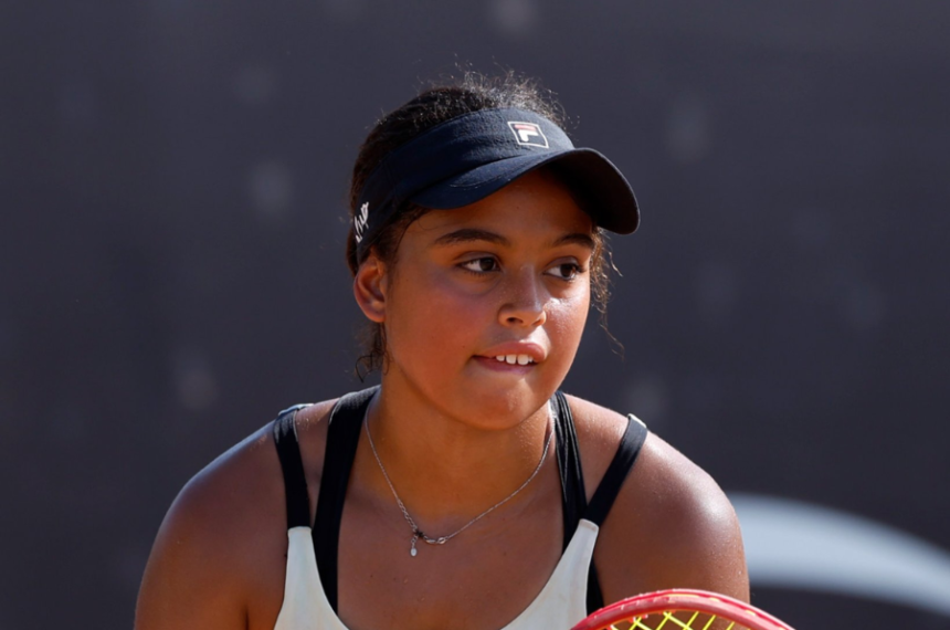 SP Open: Naná Silva estreia com vitória de virada