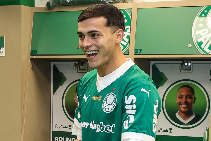 Palmeiras oficializa contratação de Ramón Sosa, ex-Nottingham Forest