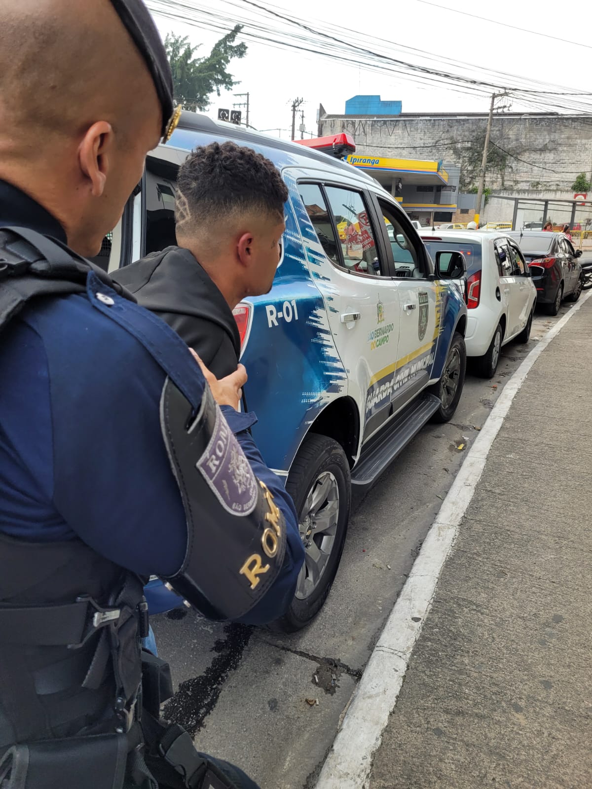 GCM de São Bernardo auxilia na prisão de dois criminosos por tráfico de entorpecentes