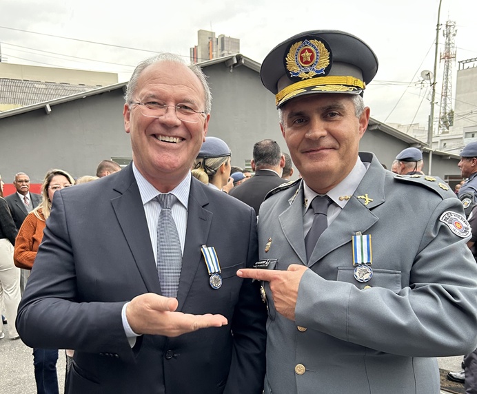 Sicredi é homenageada pela PM em Santo André por sua atuação em prol da região