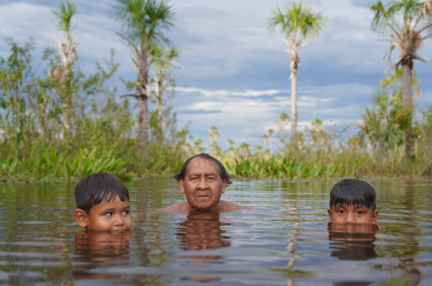 Projeto Xingu une saber indígena e design no Museu A CASA