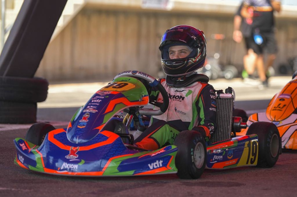 Bisneto de brasileiro, Vicente Capela brilha nos treinos livres do Espanhol de Kart em Valência