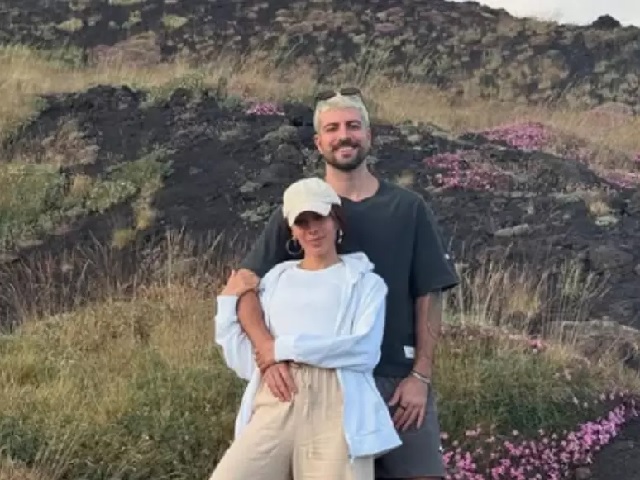 Anitta e Ian Bortolanza reafirmam relação em viagem à Itália