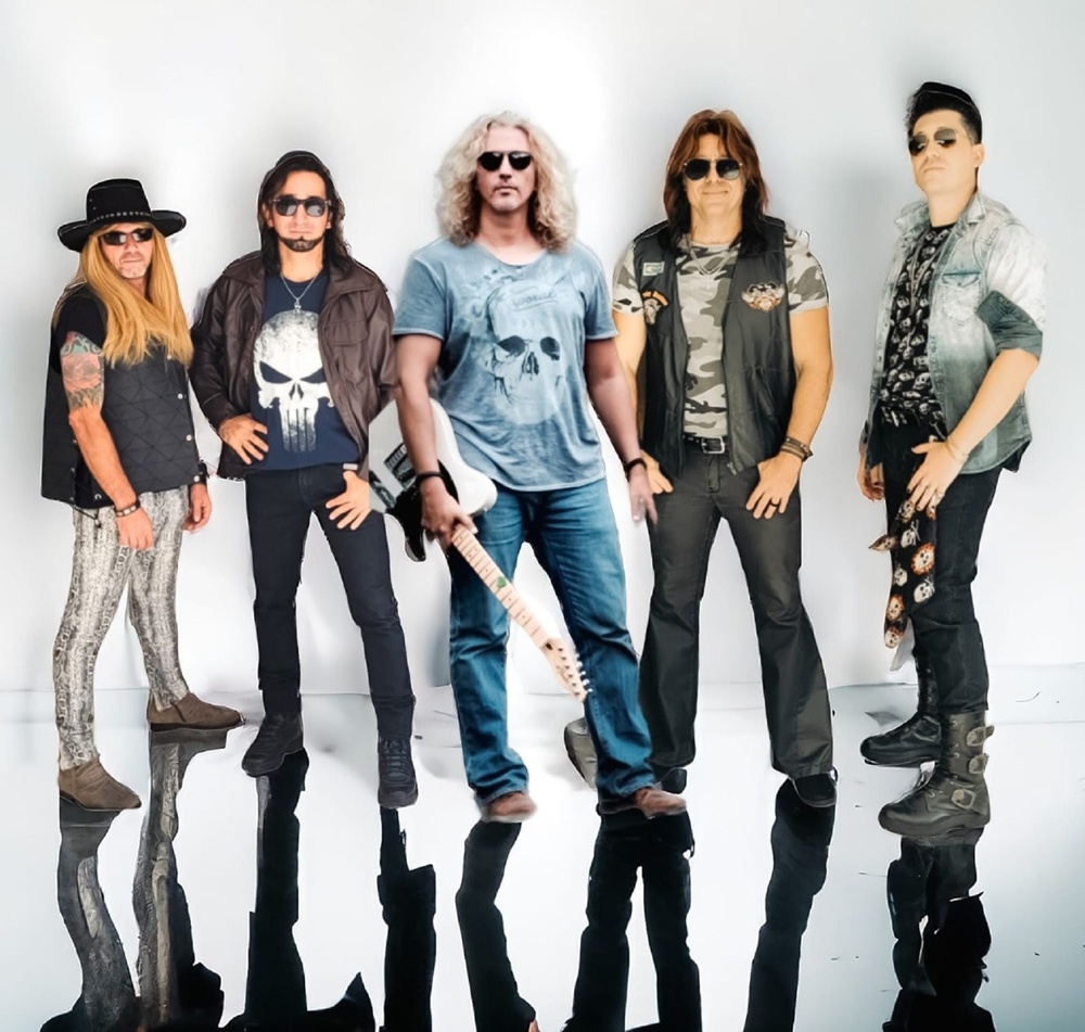 Sunroad lança single “Thunderbird Yell” com ex-vocalista do Accept e lendas do hard rock