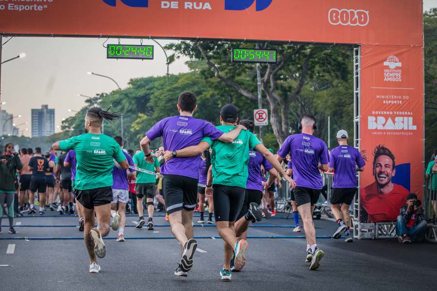 Bota pra Correr convida você a tirar alguém do sofá e correr no coração de São Paulo