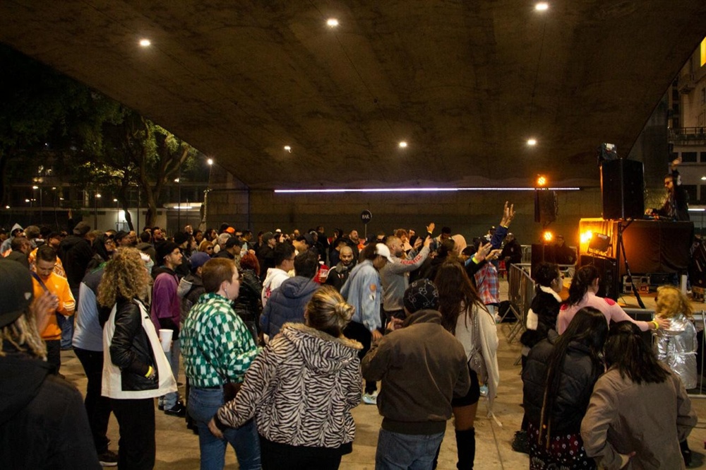 Família House transforma o Vale do Anhangabaú em festa e ação solidária