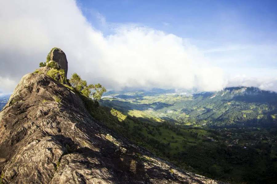 Defesa Civil realiza simulado de resgate em áreas montanhosas