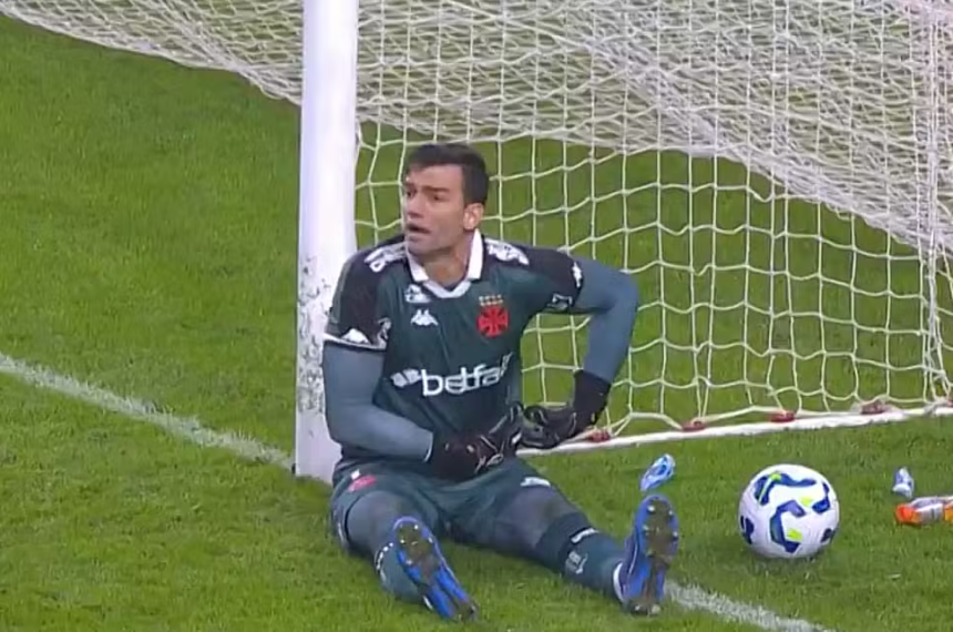 Vasco Leo Jardim expulso