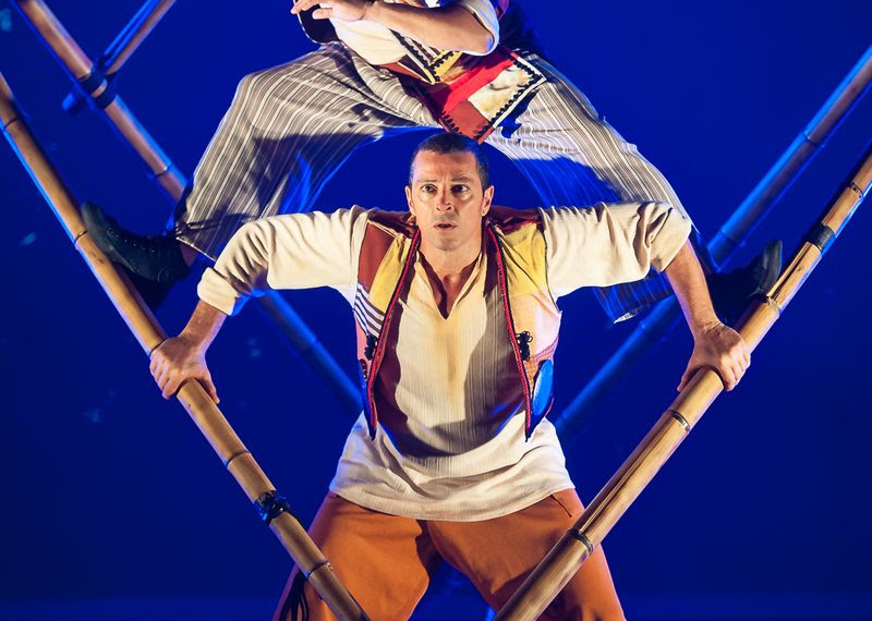 Circo SP tem dinossauros e Simbad em agosto aventureiro