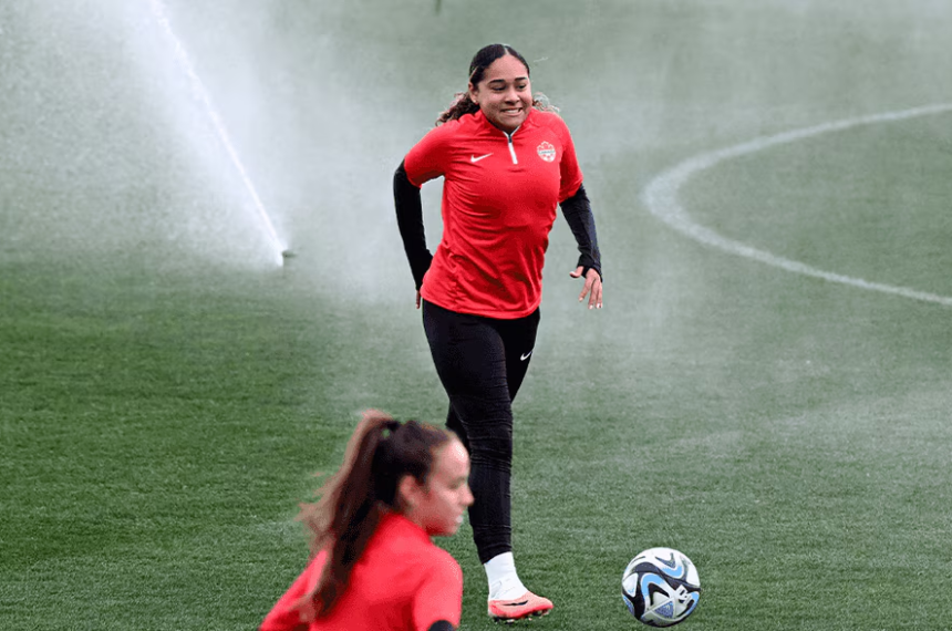 Jogadora mais cara da história do futebol feminino; Arsenal anuncia Olivia Smith