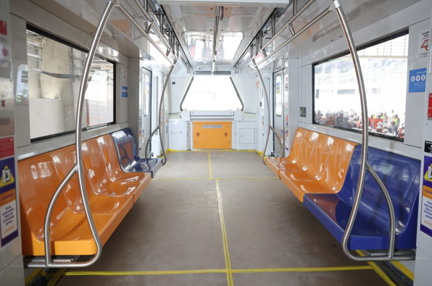 Governo de SP entrega primeiro trem da Linha 6-Laranja do metrô