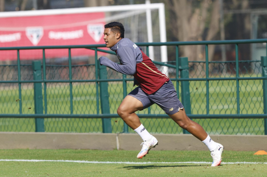 Ryan Francisco sofre lesão grave no joelho e desfalca o São Paulo por tempo indeterminado