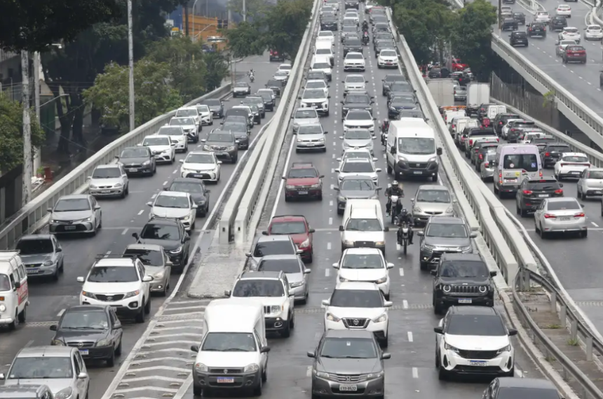 Mortes no trânsito em SP caem 5,7% em setembro