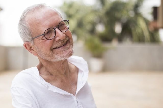 Morre Jean-Claude Bernardet, referência da crítica cinematográfica brasileira