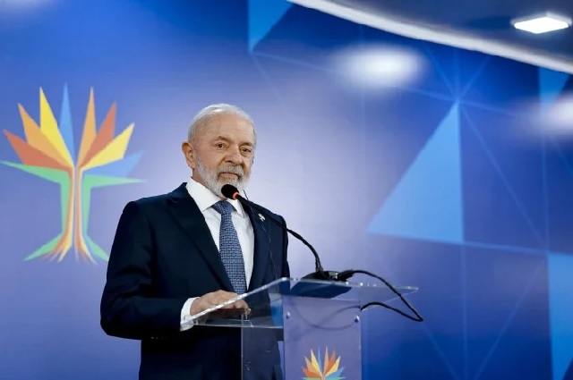 Presidente Lula anuncia comitê para adoção de medidas de proteção da economia brasileira