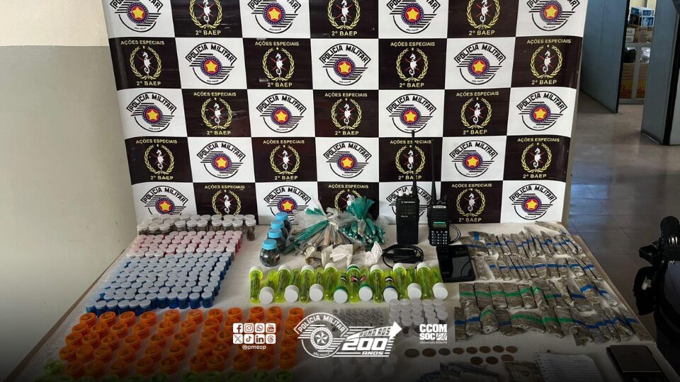 Polícia prende traficantes em Santos