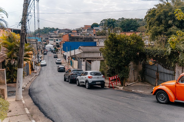 Minha Rua Nova leva recapeamento asfáltico a mais 21 vias do Riacho Grande, em São Bernardo