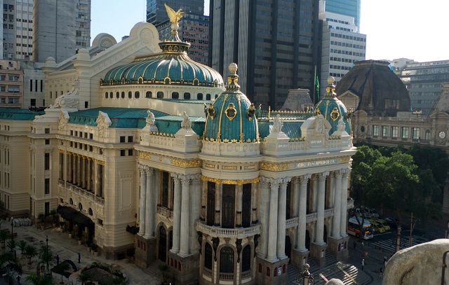 Petrobras e Theatro Municipal assinam renovação de contrato de R$ 30 milhões para realização de atividades culturais