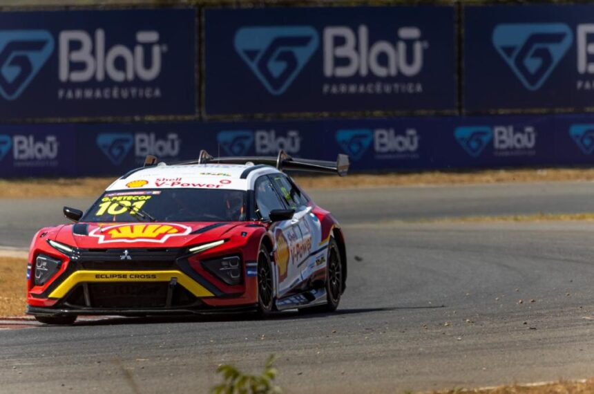 Gianluca Petecof foi o mais rápido do primeiro treino livre em Curvelo - Magnus Torquato/BRB Stock Car