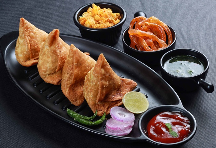 Samosa da Índia – comidas e músicas do mundo