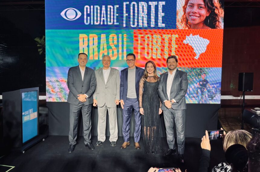 Vice-governador do estado de São Paulo, Felício Ramuth; presidente da Band, Jhonny Saad; ex-prefeito e apresentador Paulo Serra; deputada estadual Ana Carolina Serra e presidente da Alesp, André do Prado - Thiago Quirino/ABCdoABC