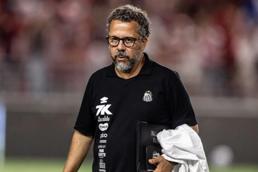 Cléber Xavier foi demitido do Santos após goleada - Raul Baretta/Santos FC