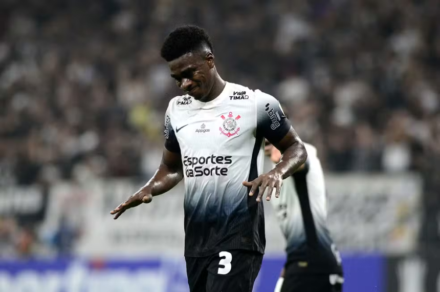 Escalação do Corinthians: Dorival testa duas opções no treino