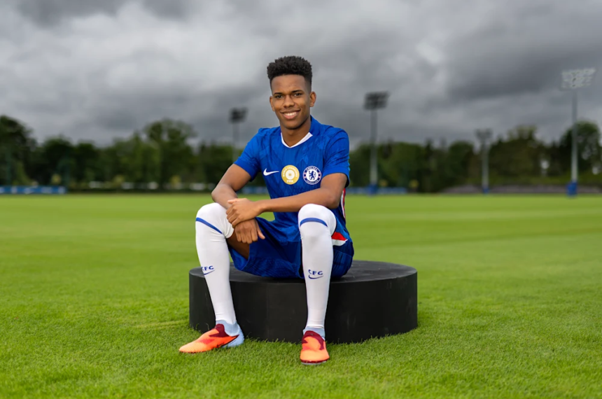 Bola de Ouro 2025: Veja os brasileiros indicados ao prêmio