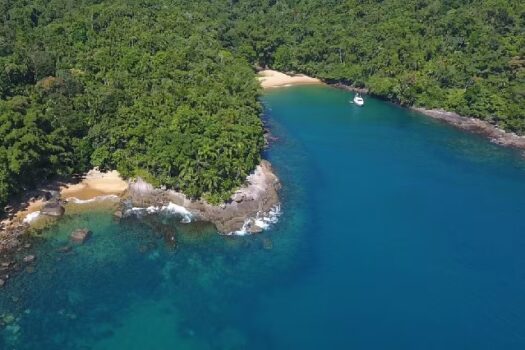 Homem é encontrado morto no mar em Ubatuba, no Litoral Norte de SP