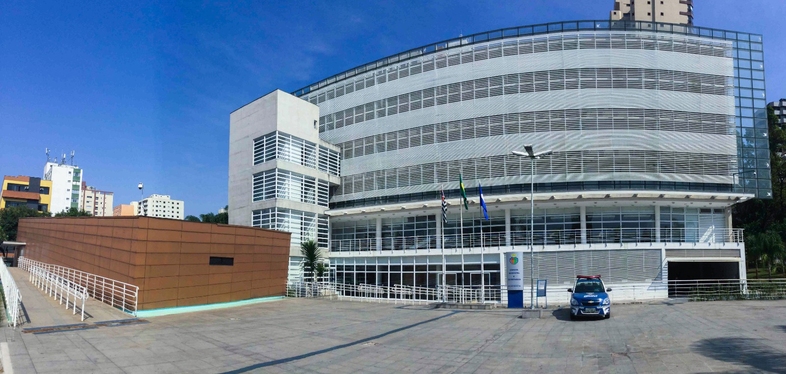 Câmara de São Caetano debate contas públicas