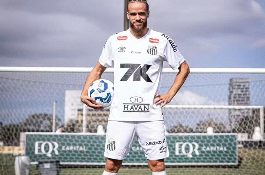 Santos anuncia a contratação de Billal Brahimi