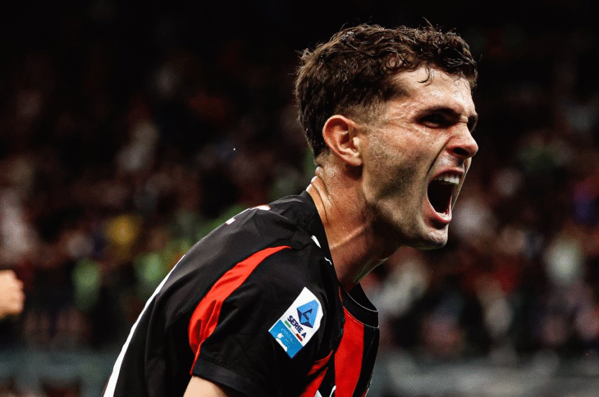 Milan vence Napoli em clássico italiano e assume liderança