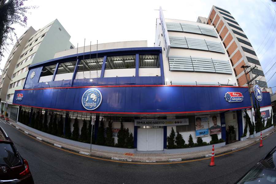 Alunos do Singular conquistam aprovação na USP