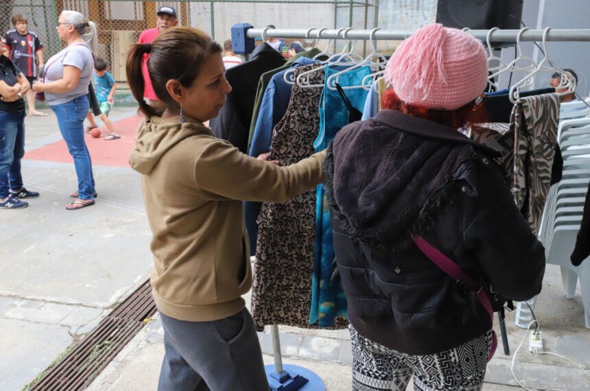 Bazar Solidário em Diadema - André Baldini/PMD