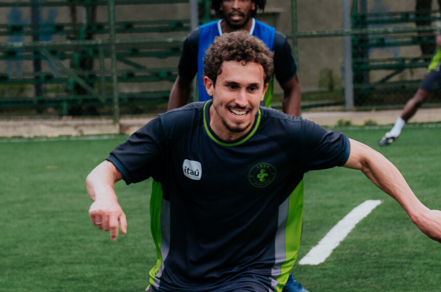 Jogador de Ribeirão Pires é contratado pela LOUD para disputa da Kings League